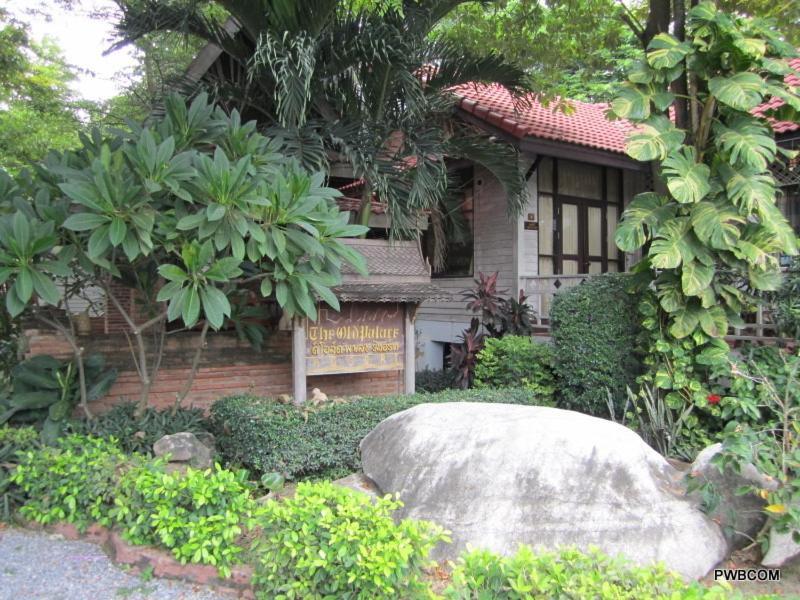The Old Palace Resort Klong Sa Bua Phra Nakhon Si Ayutthaya Dış mekan fotoğraf